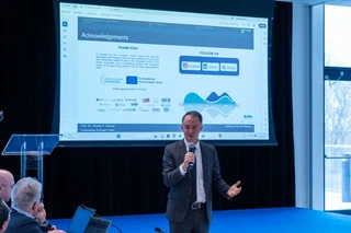 ValHyCon kick-off meeting in Zeebrugge - Bradley Ladewig presenting the LuxHyVal project.